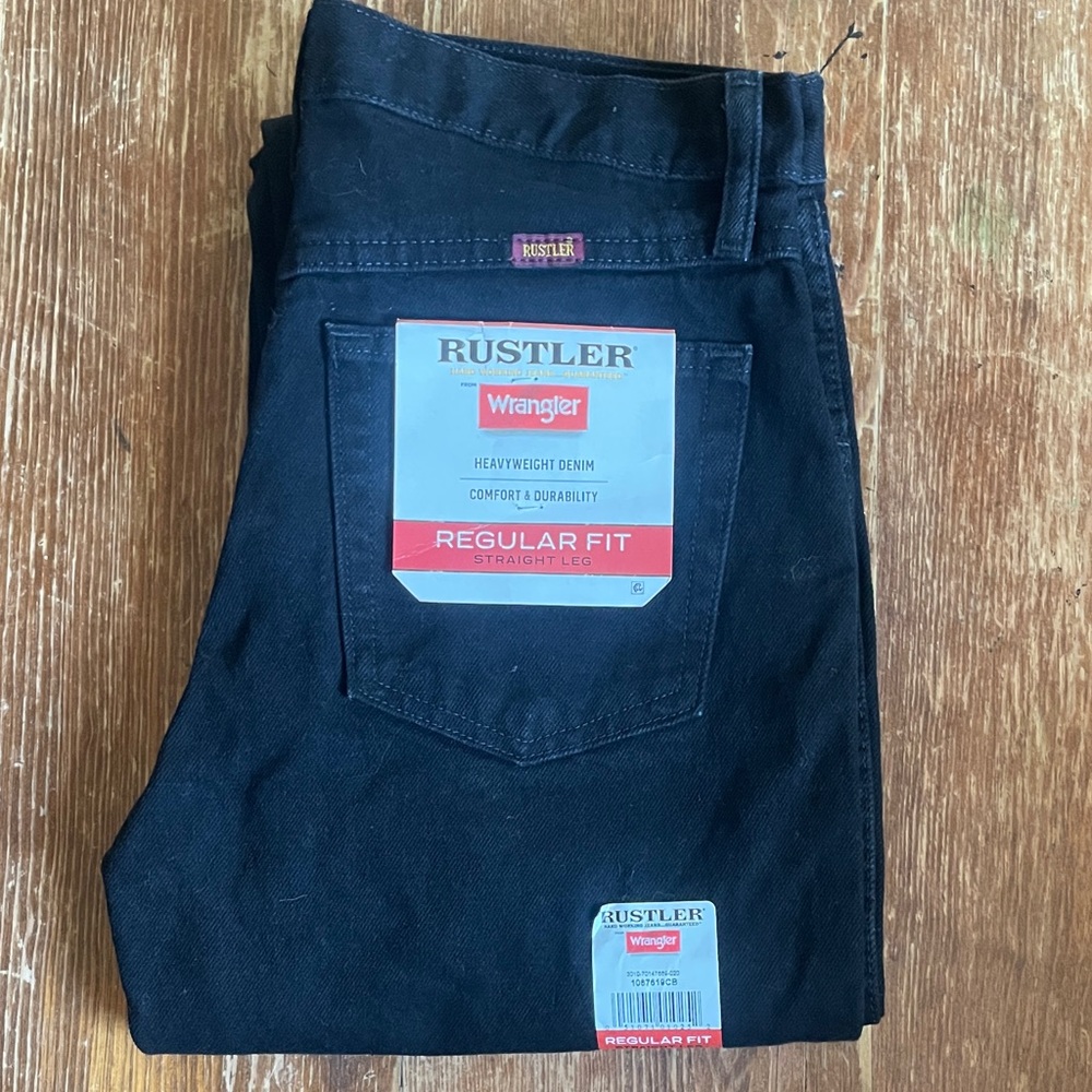 Wrangler Men's Black Regular Fit Straight Leg Jeans NEW